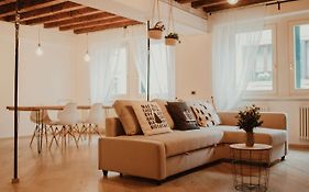 Casa Sgarzarie Exclusive Apartment